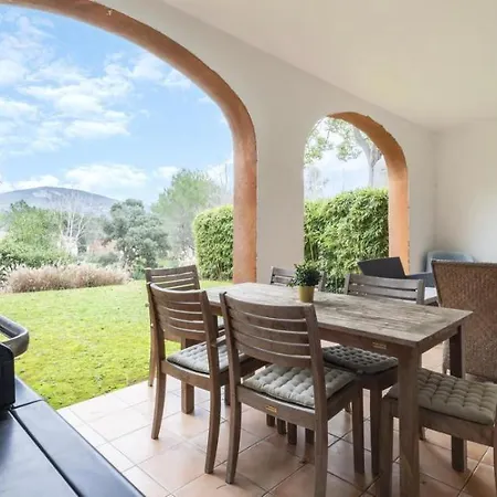 Des Chenes Villa Grimaud